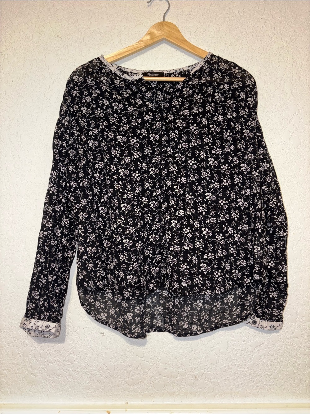 Madewell Black Floral Button-Front Long Sleeve Blouse